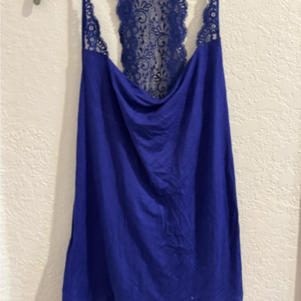Express sleeveless Blouse